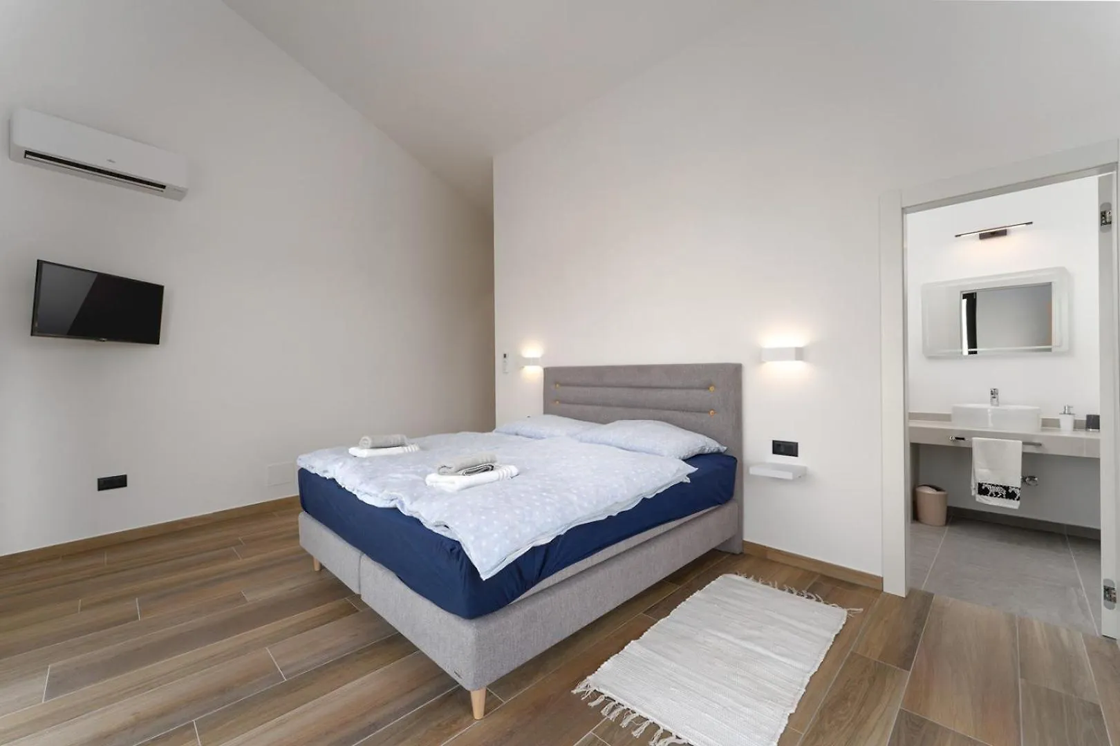 Holiday home Holiday House M3 Premium Funtana